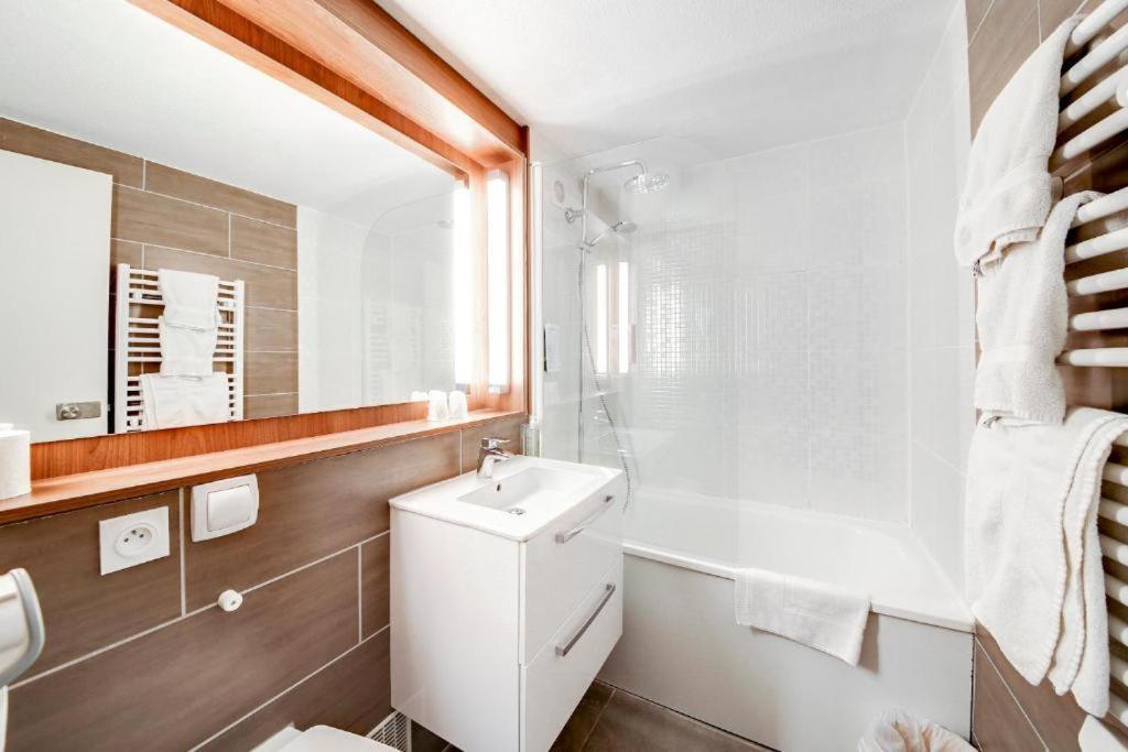 Brit Hotel Confort Nancy Lunéville エクステリア 写真